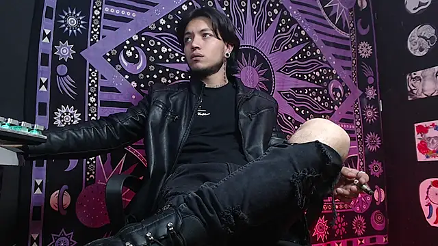 Dicaprioo  online show from 02-12-25, 07:56