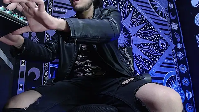 Dicaprioo  online show from 02-15-25, 04:01