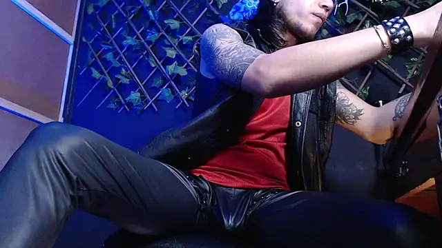 Dicaprioo  online show from 11-20-25, 06:40