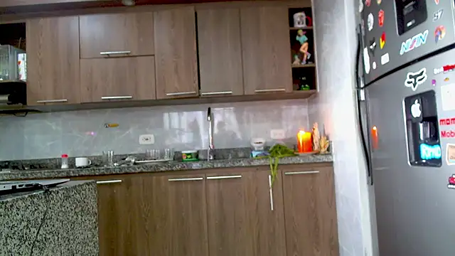 Snapshot of adan_eva960 chatting on 02-15-25, 09:15 adan eva960 online show from 02-15-25, 09:15