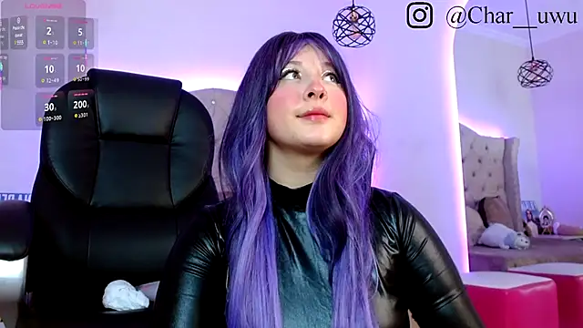 Charlotte Jones   online show from 12-03-25, 11:52