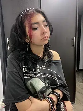  Gothiccbitch  online show from 12-17-24, 10:44