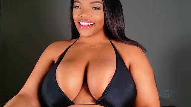 Snapshot of maybabi chatting on 02-15-25, 11:06 maybabi online show from 02-15-25, 11:06