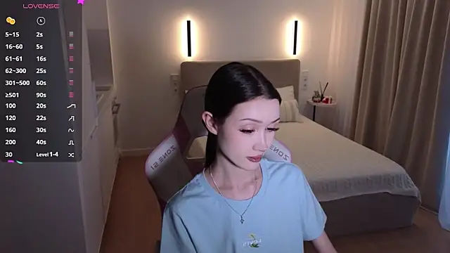 Snapshot of sweetiebones chatting on 01-17-26, 06:07 sweetiebones online show from 01-17-26, 06:07