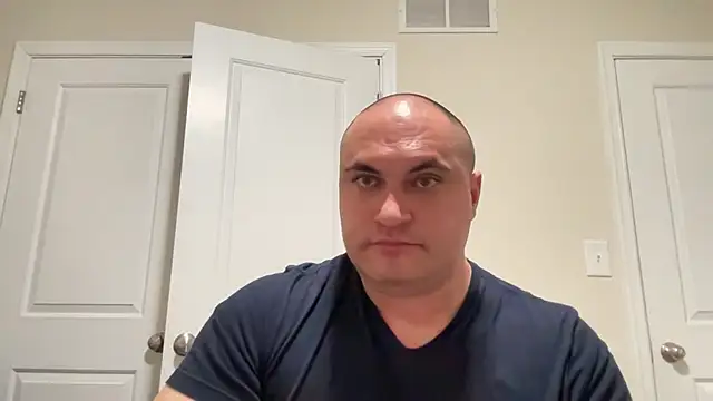 SluggishChase99 online show from 01-15-25, 03:43