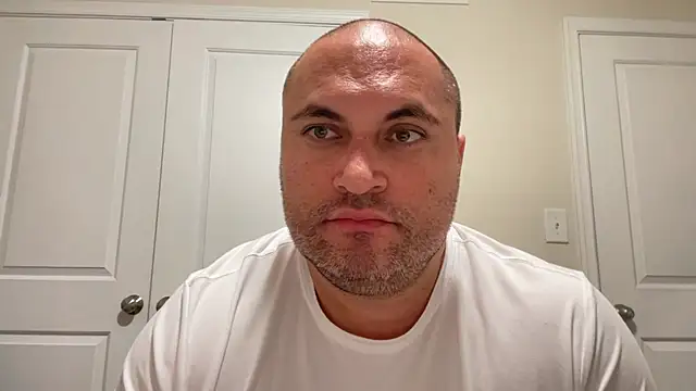 SluggishChase99 online show from 11-12-25, 04:35