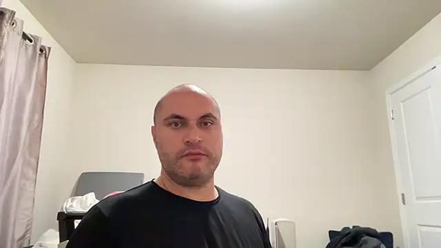 SluggishChase99 online show from 05-19-26, 03:57