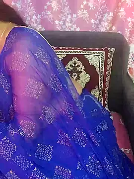 Snapshot of joya_bhabi chatting on 02-15-25, 04:45 joya bhabi online show from 02-15-25, 04:45