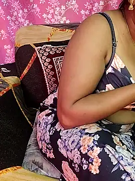 Snapshot of joya_bhabi chatting on 02-22-25, 05:57 joya bhabi online show from 02-22-25, 05:57