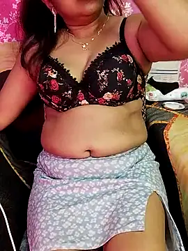 Snapshot of joya_bhabi chatting on 03-05-25, 12:05 joya bhabi online show from 03-05-25, 12:05