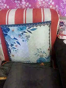 Snapshot of joya_bhabi chatting on 10-18-25, 07:25 joya bhabi online show from 10-18-25, 07:25