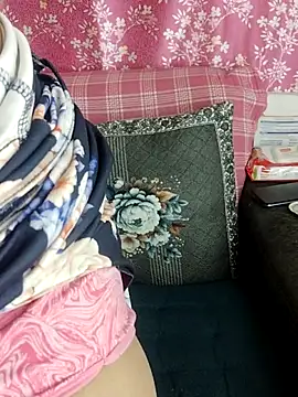 Snapshot of joya_bhabi chatting on 02-06-26, 01:58 joya bhabi online show from 02-06-26, 01:58