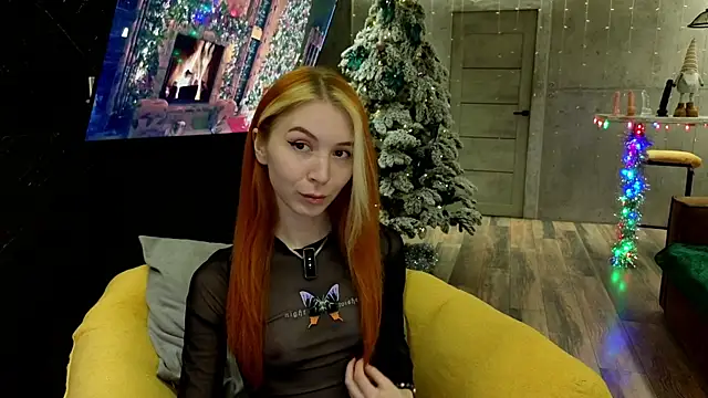 Snapshot of izi-fox chatting on 12-06-24, 06:28 izi-fox online show from 12-06-24, 06:28