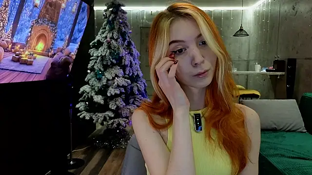 Snapshot of izi-fox chatting on 12-19-24, 03:08 izi-fox online show from 12-19-24, 03:08