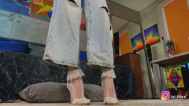 izi-fox online show from 02-08-26, 04:43