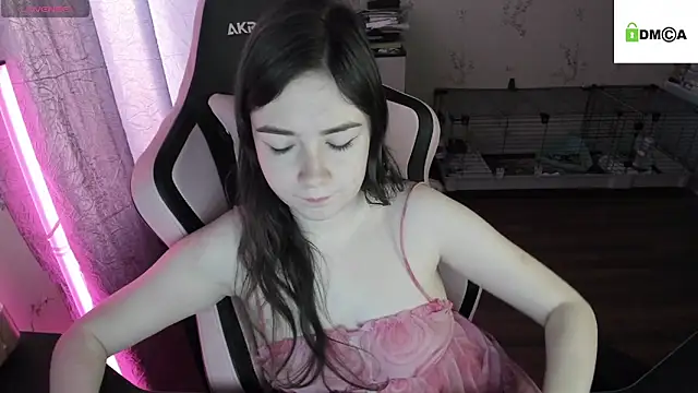 Snapshot of Crazy_forest_fairy chatting on 02-23-25, 02:35 Crazy forest fairy online show from 02-23-25, 02:35