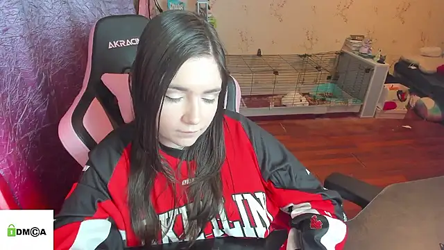 Snapshot of Crazy_forest_fairy chatting on 01-16-26, 02:26 Crazy forest fairy online show from 01-16-26, 02:26