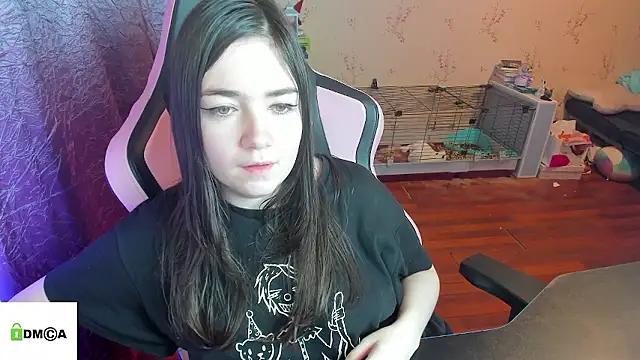 Snapshot of Crazy_forest_fairy chatting on 01-19-26, 05:55 Crazy forest fairy online show from 01-19-26, 05:55