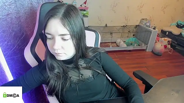 Snapshot of Crazy_forest_fairy chatting on 02-11-26, 01:54 Crazy forest fairy online show from 02-11-26, 01:54