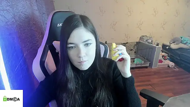 Snapshot of Crazy_forest_fairy chatting on 02-24-26, 10:19 Crazy forest fairy online show from 02-24-26, 10:19