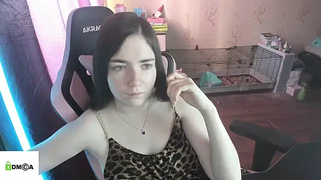 Crazy forest fairy online show from 03-15-26, 06:30