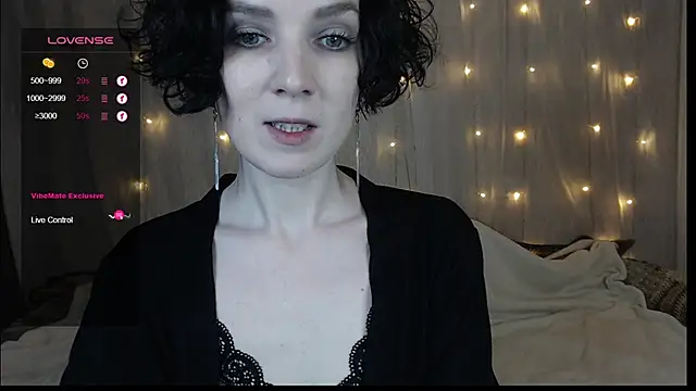 Snapshot of TinaWince chatting on 12-28-24, 04:51 TinaWince online show from 12-28-24, 04:51