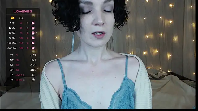 Snapshot of TinaWince chatting on 01-05-25, 04:58 TinaWince online show from 01-05-25, 04:58