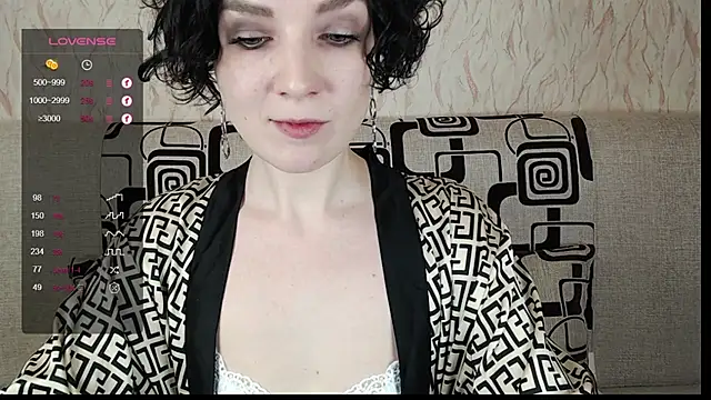 Snapshot of TinaWince chatting on 03-16-25, 05:36 TinaWince online show from 03-16-25, 05:36