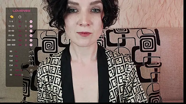 Snapshot of TinaWince chatting on 03-16-25, 11:49 TinaWince online show from 03-16-25, 11:49