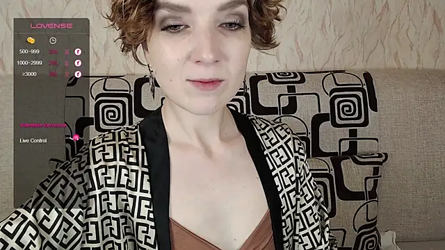 Snapshot of TinaWince chatting on 10-11-25, 04:55 TinaWince online show from 10-11-25, 04:55