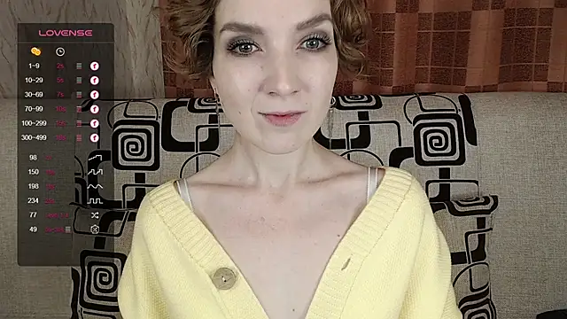 Snapshot of TinaWince chatting on 11-10-25, 04:55 TinaWince online show from 11-10-25, 04:55