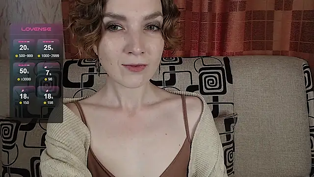 Snapshot of TinaWince chatting on 05-22-26, 05:03 TinaWince online show from 05-22-26, 05:03