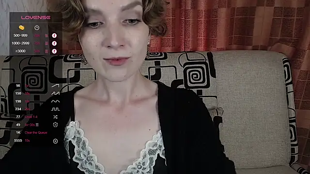 Snapshot of TinaWince chatting on 06-18-26, 09:14 TinaWince online show from 06-18-26, 09:14