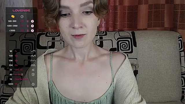 Snapshot of TinaWince chatting on 06-25-26, 04:45 TinaWince online show from 06-25-26, 04:45