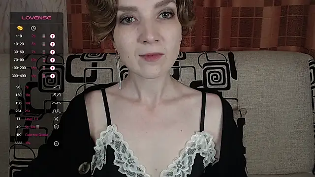 Snapshot of TinaWince chatting on 06-27-26, 05:12 TinaWince online show from 06-27-26, 05:12