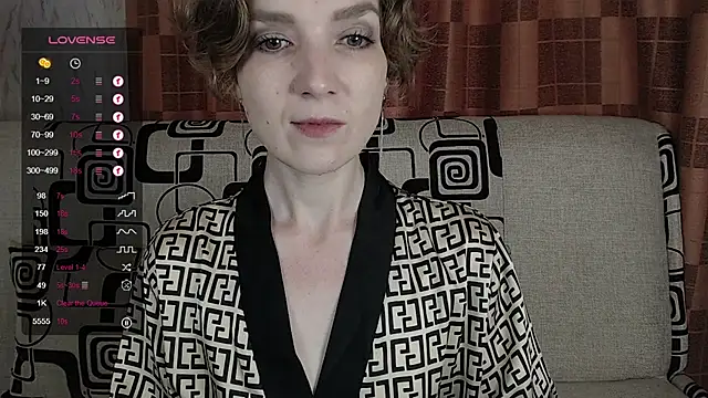 Snapshot of TinaWince chatting on 07-04-26, 05:02 TinaWince online show from 07-04-26, 05:02