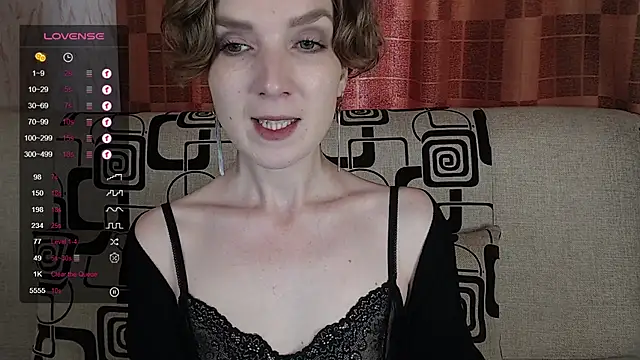 Snapshot of TinaWince chatting on 07-09-26, 05:11 TinaWince online show from 07-09-26, 05:11