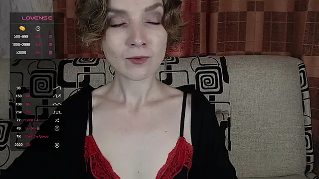 Snapshot of TinaWince chatting on 07-23-26, 05:16 TinaWince online show from 07-23-26, 05:16