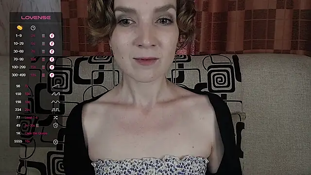 Snapshot of TinaWince chatting on 07-30-26, 05:06 TinaWince online show from 07-30-26, 05:06