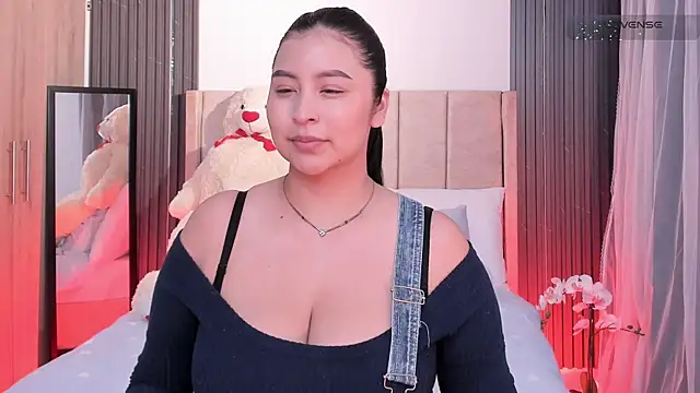  alaiasmile  online show from 07-13-26, 01:47