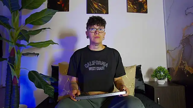 alex noa online show from 04-04-26, 05:32