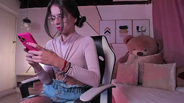 maye wells online show from 02-13-25, 05:54