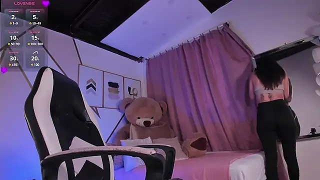 maye wells online show from 02-17-25, 05:43