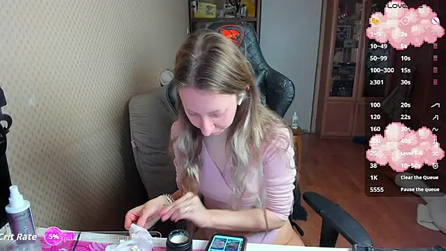 Snapshot of cutieMila chatting on 12-04-25, 10:46 cutieMila online show from 12-04-25, 10:46