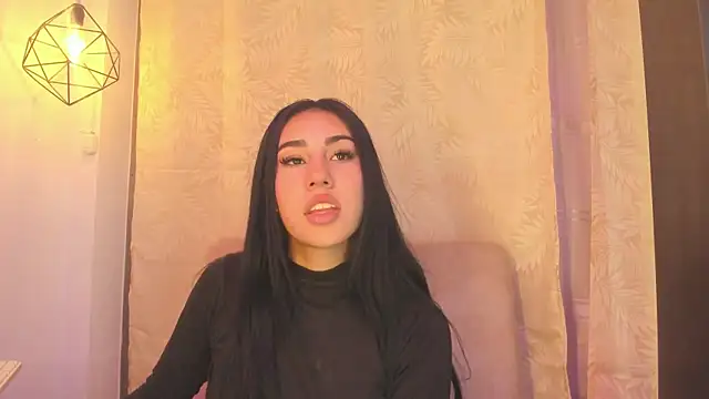 Chanttall  online show from 01-18-25, 04:48