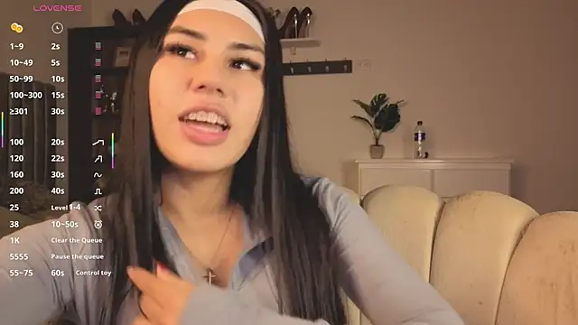 Chanttall  online show from 09-26-25, 03:21