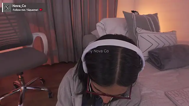 Snapshot of DanyNova_Co chatting on 01-29-25, 11:14 DanyNova Co online show from 01-29-25, 11:14