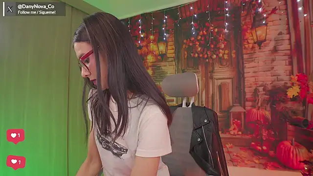 DanyNova Co online show from 10-28-25, 09:06