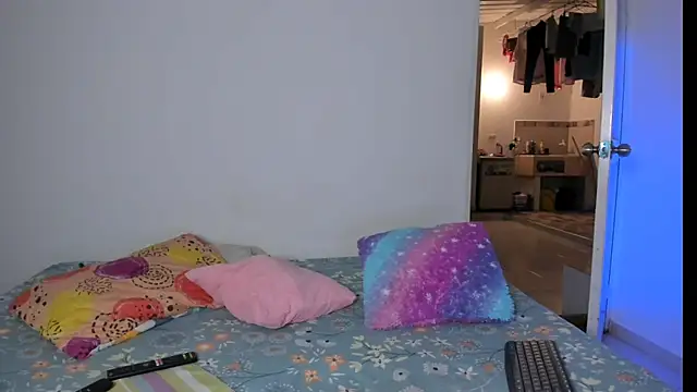 thamara26 online show from 02-11-26, 02:05