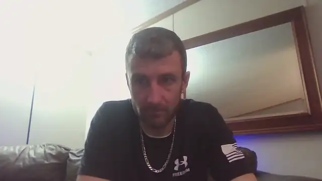 Snapshot of HungStud4You chatting on 01-07-25, 04:50 HungStud4You online show from 01-07-25, 04:50